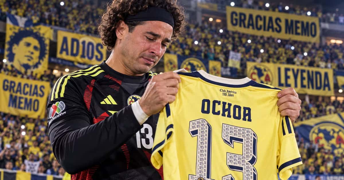 Guillermo Ochoa en su despedida