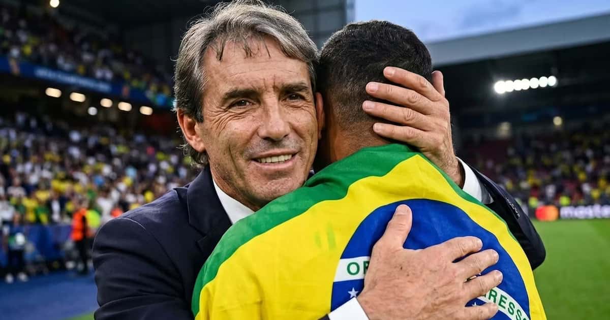 Rayados busca a Israel Reyes para reforzar su defensa, mientras América ya contempla a Eduardo Bauermann como posible reemplazo.