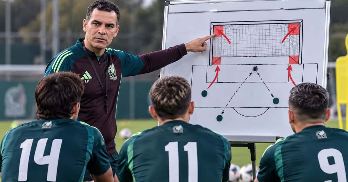 Rafa Márquez en rueda de prensa