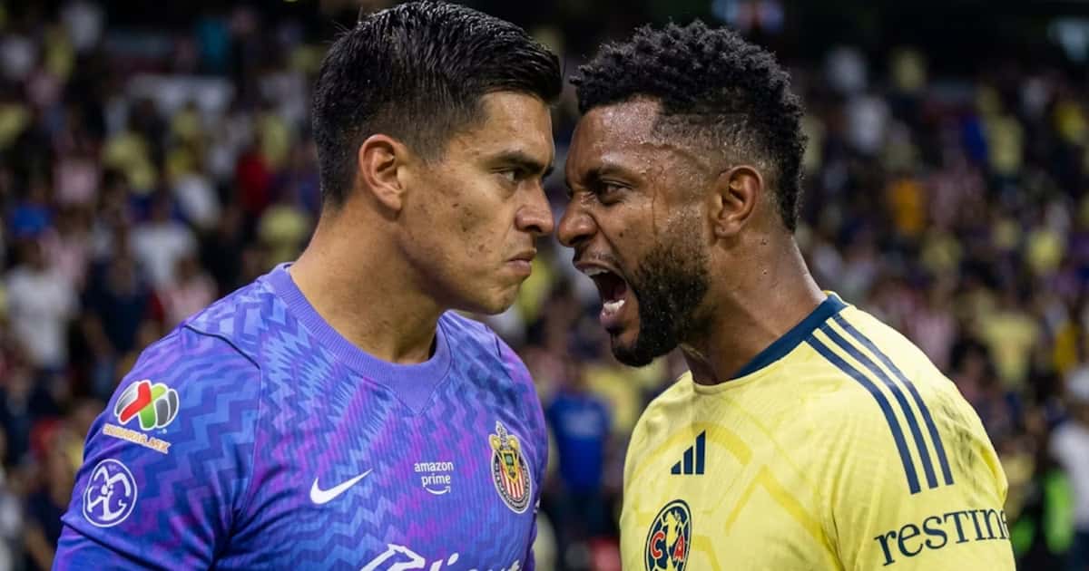 Miguel Borja le canta el gol en la cara a Tala Rangel tras un doblete que rescata al América ante Chivas