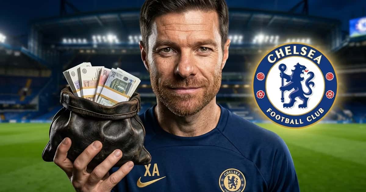 Entrenador de Chelsea Xabi Alonso con billetes en la mano y a su lado el escudo de Chelsea