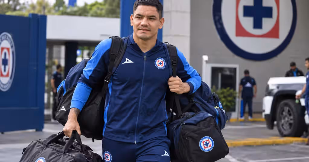 Gabriel Fernández cambió de representante y define su futuro con Cruz Azul
