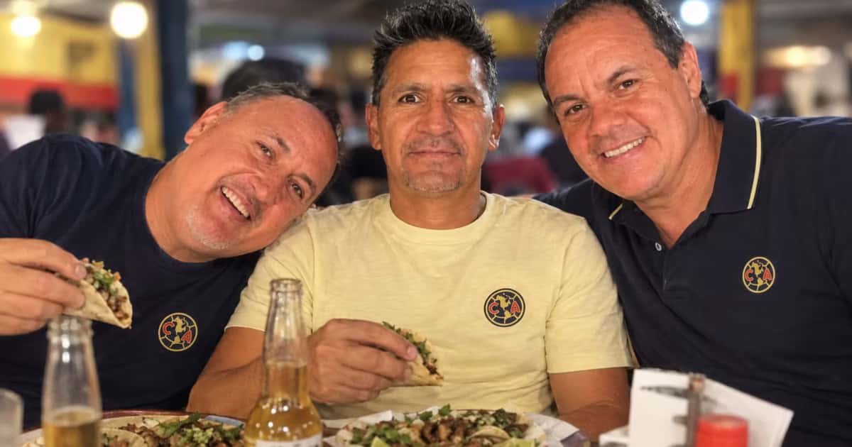 Cuauhtémoc Blanco, Germán Villa e Isaac Terrazas volvieron a una taquería para pagar una deuda de hace 20 años