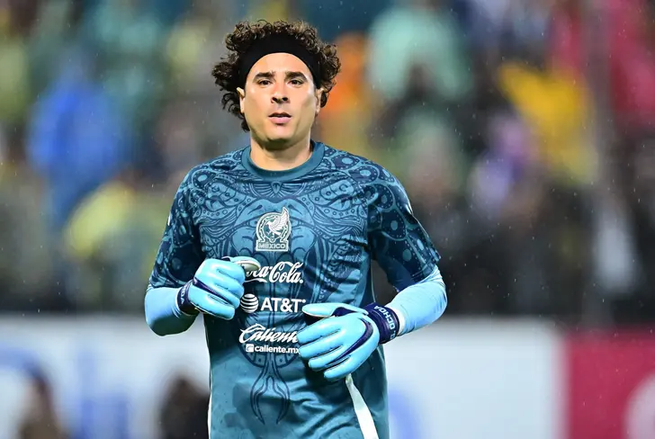 Guillermo Ochoa sería convocado para la última Fecha FIFA