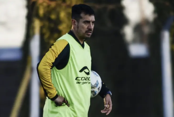 Leonardo Gracián como DT de Deportivo Madryn / FOTO INSTAGRAM