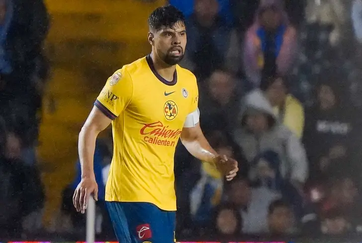 El defensor mexicano tiene un largo tiempo sin actividad con el primer equipo.