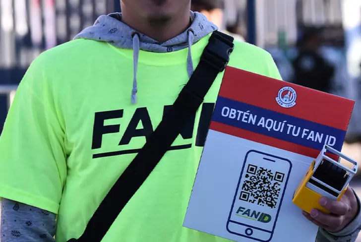 Pese a su creación en 2023, el FAN ID ha estado lejos de ser una solución en los estadios