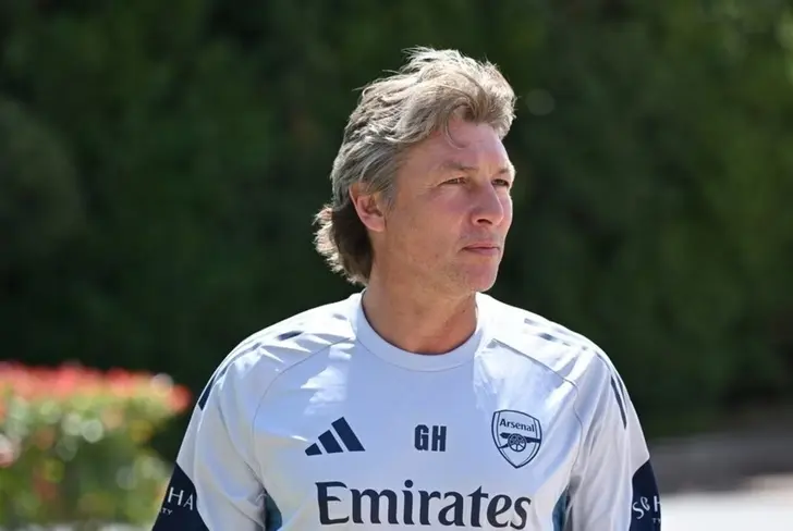 Influenciado por La Volpe, el Grigo es ayudante de Arteta en Arsenal.