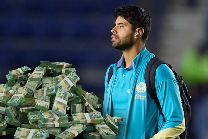 Aunque casi no juega, el defensor sigue cobrando varios millones.