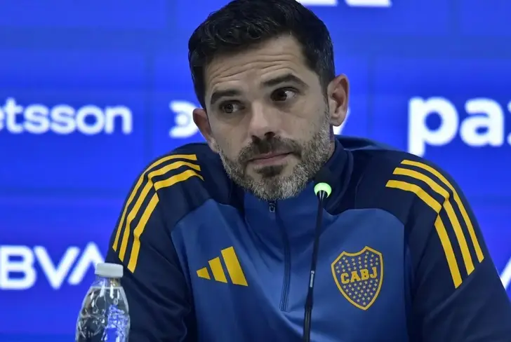 Gago salió por la puerta de atrás al desvincularse de Chivas para dirigir al Xeneize
