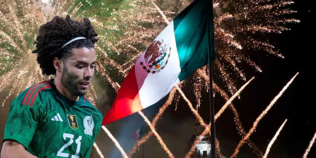 César Huerta junto a bandera de México / FOTO MARCA