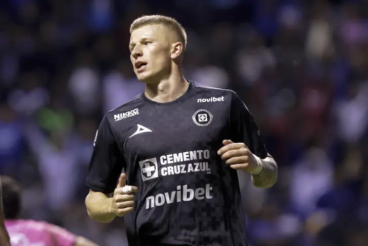 El paso del polaco es olvidable y por eso saldrá.