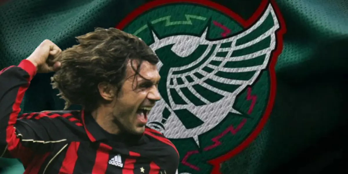 Paolo Maldini tiene la playera de este crack mexicano y no es Santi Giménez