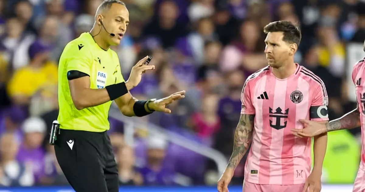 Messi e Ismail Elfath