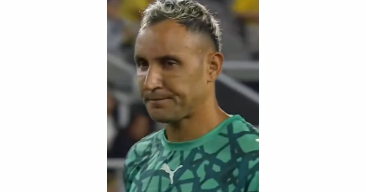 Keylor Navas totalmente desconcertado por la eliminación de su equipo